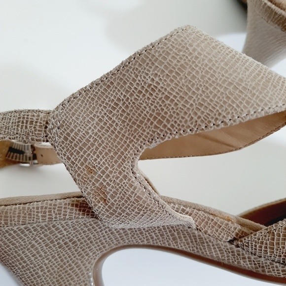 AEROSOLES Paper Trail Comfort Heel Rest Leather Slingback Cream Sz 9 - Picture 8 of 11